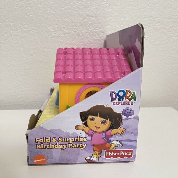 Fisher Price Dora the Explorer Fold & Surprise Birthday Party Playset Toy 2009 - Picture 6 of 9